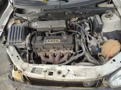 Veicolo di demolizione opel corsa b (s93) 1.5 td (f08. f68. m68) dell'anno 1995 alimentato 15 d Veicolo di demolizione opel corsa b (s93) 1.5 td (f08. f68. m68) dell'anno 1995 alimentato 15 d
