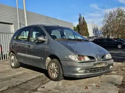 Verschrottungsfahrzeug renault megane scenic (ja0/1_) 1.4 i (ja0e) des jahres 1998 angetrieben e7j 764