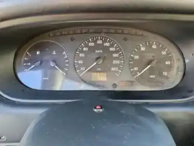 Verschrottungsfahrzeug renault megane scenic (ja0/1_) 1.4 i (ja0e) des jahres 1998 angetrieben e7j 764