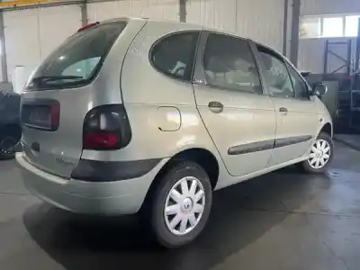 Veículo de Sucata renault megane scenic (ja0/1_) 1.6 e (ja0f) do ano 2001 alimentado 