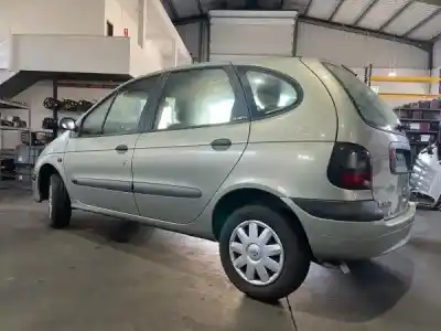 Veículo de Sucata renault megane scenic (ja0/1_) 1.6 e (ja0f) do ano 2001 alimentado 