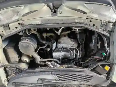 Veículo de Sucata renault megane scenic (ja0/1_) 1.6 e (ja0f) do ano 2001 alimentado 