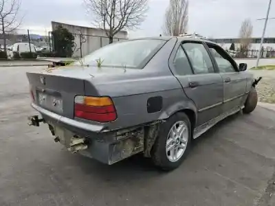 Veículo de Sucata bmw 3 (e36) 316 i do ano 1992 alimentado m40 b16 (164e1)