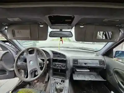 Veículo de Sucata bmw 3 (e36) 316 i do ano 1992 alimentado m40 b16 (164e1)