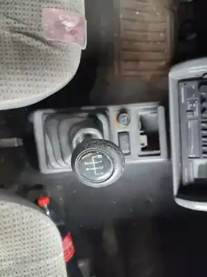 Veicolo di demolizione renault clio i (b/c57_, 5/357_) 1.2 (b/c/s57a b/c57s 5/357f 5/357j 5/357l 5/357r) dell'anno 1993 alimentato e7f 700|e7f 708|e7f 750