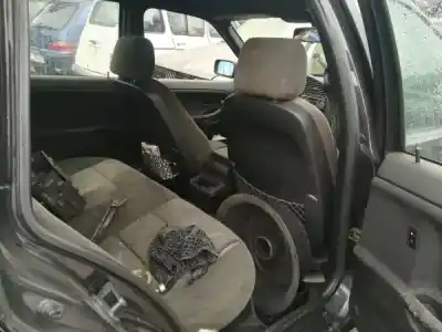 Scrapping Vehicle bmw 3 touring (e36) 318 tds of the year 1996 powered m41 d17 (174t1)