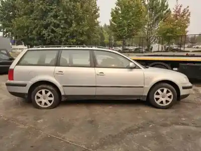 Veículo de Sucata volkswagen passat variant (3b5) 1.9 tdi do ano 1998 alimentado afn