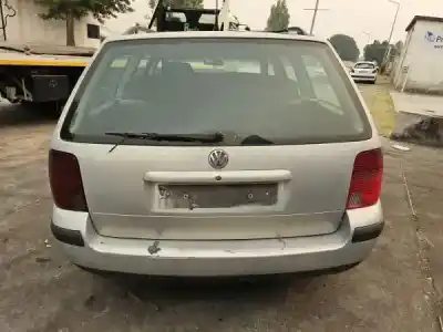 Veículo de Sucata volkswagen passat variant (3b5) 1.9 tdi do ano 1998 alimentado afn