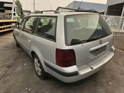 Veículo de Sucata volkswagen passat variant (3b5) 1.9 tdi do ano 1998 alimentado afn