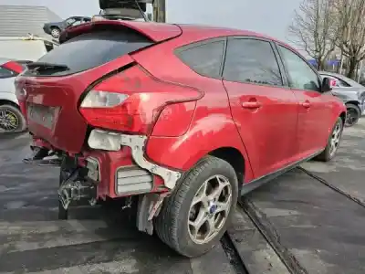 Veicolo di demolizione ford focus iii 1.6 tdci dell'anno 2014 alimentato 