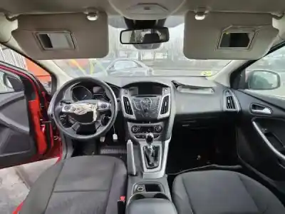 Veicolo di demolizione ford focus iii 1.6 tdci dell'anno 2014 alimentato 