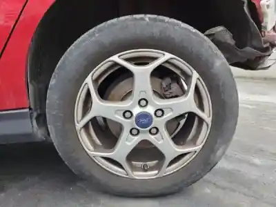 Veicolo di demolizione ford focus iii 1.6 tdci dell'anno 2014 alimentato 