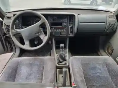 Veículo de Sucata volvo 460 (464) 1.7 do ano 1990 alimentado b 18 e
