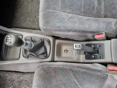 Veículo de Sucata volvo 460 (464) 1.7 do ano 1990 alimentado b 18 e