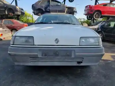 Scrapping Vehicle renault 19 i (b/c53_) 1.4 of the year 1990 powered e6j 700