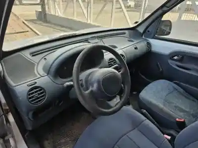 Veículo de Sucata renault kangoo express (fc0/1_) d 65 1.9 (fc0e fc02 fc0j fc0n) do ano 1998 alimentado f8q 662