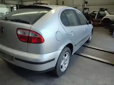 Veículo de Sucata seat leon (1m1) 1.4 16v do ano 2001 alimentado 0