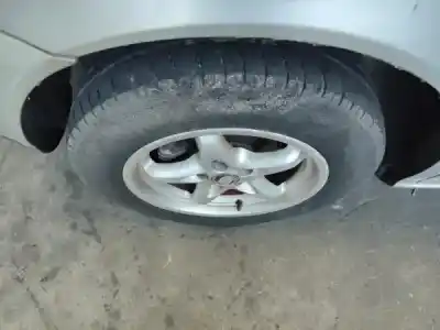 Veículo de Sucata seat leon (1m1) 1.4 16v do ano 2001 alimentado 0