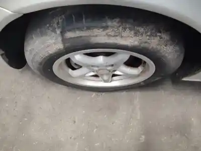 Veículo de Sucata seat leon (1m1) 1.4 16v do ano 2001 alimentado 0