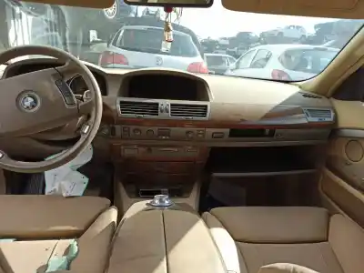 Veículo de Sucata bmw 7 (e65, e66, e67) 745 i. li do ano 2002 alimentado n62 b44 a