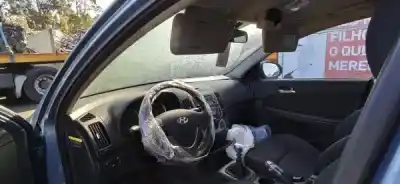 Veicolo di demolizione hyundai i30 (fd) 1.6 crdi dell'anno 2008 alimentato d4fb