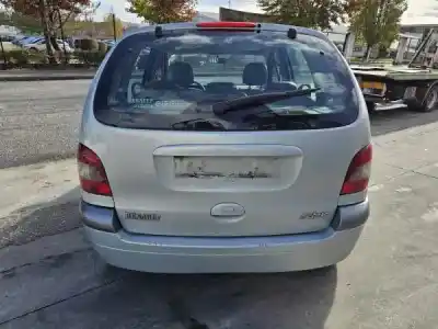 Scrapping Vehicle renault scénic i monospace (ja0/1_, fa0_) 1.6 (ja00 ja16 ja15 ja19 ja1v ja2b ja2c ja0b.... of the year 2001 powered 