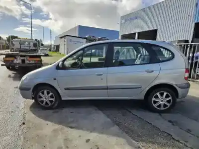 Scrapping Vehicle renault scénic i monospace (ja0/1_, fa0_) 1.6 (ja00 ja16 ja15 ja19 ja1v ja2b ja2c ja0b.... of the year 2001 powered 