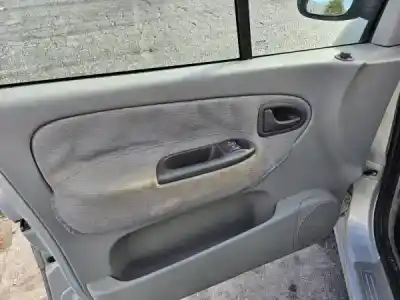 Scrapping Vehicle renault scénic i monospace (ja0/1_, fa0_) 1.6 (ja00 ja16 ja15 ja19 ja1v ja2b ja2c ja0b.... of the year 2001 powered 