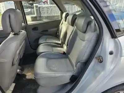 Scrapping Vehicle renault scénic i monospace (ja0/1_, fa0_) 1.6 (ja00 ja16 ja15 ja19 ja1v ja2b ja2c ja0b.... of the year 2001 powered 