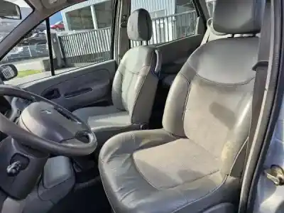 Scrapping Vehicle renault scénic i monospace (ja0/1_, fa0_) 1.6 (ja00 ja16 ja15 ja19 ja1v ja2b ja2c ja0b.... of the year 2001 powered 