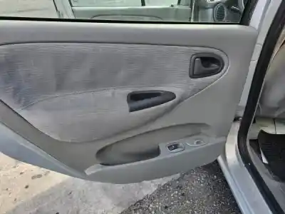 Scrapping Vehicle renault scénic i monospace (ja0/1_, fa0_) 1.6 (ja00 ja16 ja15 ja19 ja1v ja2b ja2c ja0b.... of the year 2001 powered 