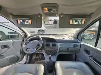 Scrapping Vehicle renault scénic i monospace (ja0/1_, fa0_) 1.6 (ja00 ja16 ja15 ja19 ja1v ja2b ja2c ja0b.... of the year 2001 powered 