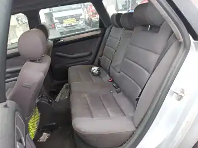 Scrapping Vehicle audi a6 avant (4b5) 2.5 tdi of the year 2000 powered 