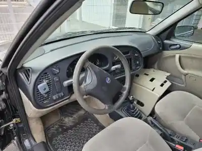 Veicolo di demolizione saab 9-3 (ys3d) 2.0 i dell'anno 1997 alimentato b204i