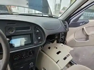 Veicolo di demolizione saab 9-3 (ys3d) 2.0 i dell'anno 1997 alimentato b204i