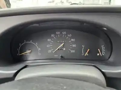 Veicolo di demolizione saab 9-3 (ys3d) 2.0 i dell'anno 1997 alimentato b204i