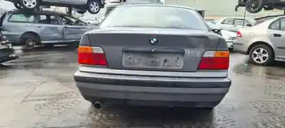 Veicolo di demolizione bmw 3 (e36) r620 gasolina 1993 4p dell'anno 1993 alimentato m43 b16 (164e2)