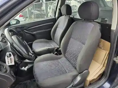 Veículo de Sucata ford focus i (daw, dbw) 1.8 turbo di / tddi do ano 2000 alimentado  Veículo de Sucata ford focus i (daw, dbw) 1.8 turbo di / tddi do ano 2000 alimentado