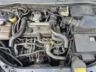 Veículo de Sucata ford focus i (daw, dbw) 1.8 turbo di / tddi do ano 2000 alimentado  Veículo de Sucata ford focus i (daw, dbw) 1.8 turbo di / tddi do ano 2000 alimentado