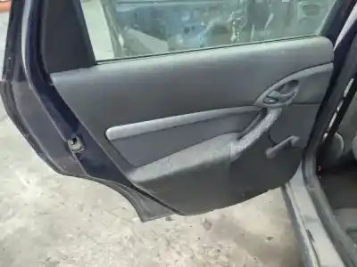 Здавання транспортного засобу ford focus i (daw, dbw) 124 l/470 gasóleo 2001 5p року 2001 потужний 