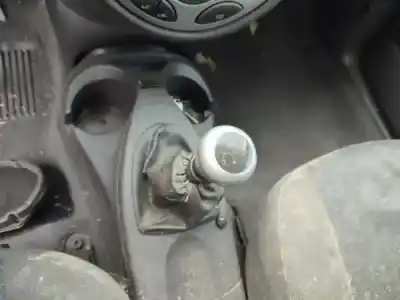 Здавання транспортного засобу ford focus i (daw, dbw) 124 l/470 gasóleo 2001 5p року 2001 потужний 