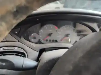 Veicolo di demolizione ford focus i (daw, dbw) 1.8 turbo di / tddi dell'anno 2001 alimentato  Veicolo di demolizione ford focus i (daw, dbw) 1.8 turbo di / tddi dell'anno 2001 alimentato