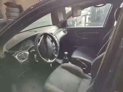 Veicolo di demolizione ford focus i (daw, dbw) 1.8 turbo di / tddi dell'anno 2001 alimentato  Veicolo di demolizione ford focus i (daw, dbw) 1.8 turbo di / tddi dell'anno 2001 alimentato