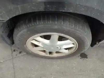 Hurda Aracı renault megane scenic (ja0/1_) 1.4 i (ja0e) yılın 2002 güçlü 