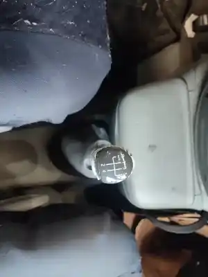 Véhicule à la ferraille renault megane scenic (ja0/1_) 1.4 i (ja0e) de l'année 2003 alimenté 