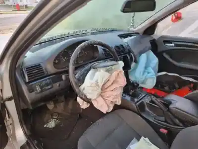 Scrapping Vehicle bmw 3 touring (e46) 320 d of the year 2004 powered m47 d20 (204d1)