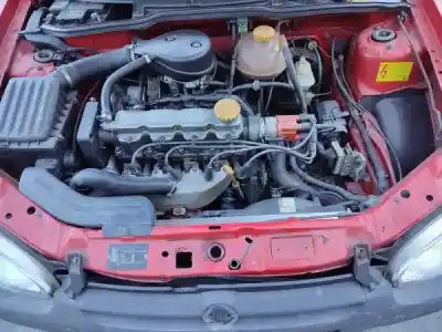 Veicolo di demolizione opel corsa b (s93) 1.2 i (f08 f68 m68) dell'anno 1994 alimentato c 12 nz Veicolo di demolizione opel corsa b (s93) 1.2 i (f08 f68 m68) dell'anno 1994 alimentato c 12 nz