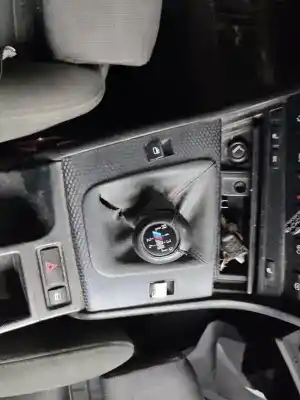 Veículo de Sucata bmw 3 compact (e46) 320 td do ano 2008 alimentado m47 d20 (204d4)