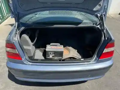 Scrapping Vehicle bmw 3 (e46) 320 d of the year 2003 powered m47 d20 (204d4)