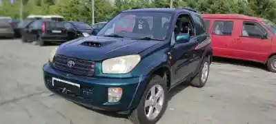Scrapping Vehicle toyota rav4 (a2) 2.0 d-4d 4wd of the year 2002 powered 1cd-ftv